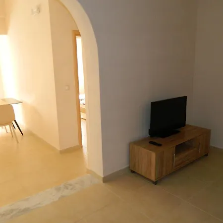2 Bedrooms Kalithies