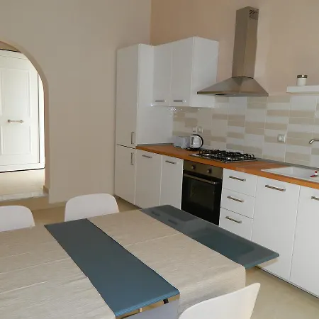 2 Bedrooms Kalithies